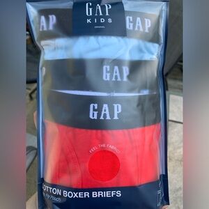 GAP boys boxer brief. Cotton size (M) New